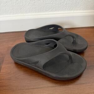 OOFOS OOriginal Thong Flip Flops Black Unisex M5/W7 Recovery Comfort Support